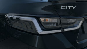 AR_AD_MAR_26_HONDA_CITY_e-HEV_FACE_LIFT_REAR_LIGHT_3K_03